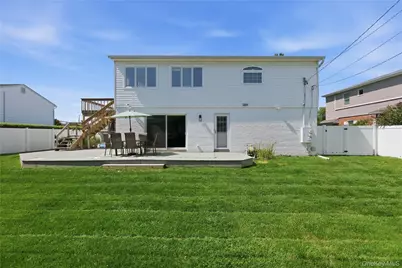 57 Girard Avenue, Bay Shore, NY 11706 - Photo 35