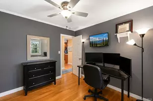 18 Cornell Ln, Hicksville, NY 11801 - Photo 13