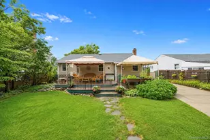 18 Cornell Ln, Hicksville, NY 11801 - Photo 31