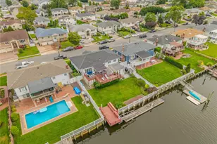 3232 Ocean Harbor Dr, Oceanside, NY 11572 - Photo 23