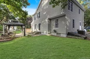 62 Douglaston Rd, Sound Beach, NY 11789 - Photo 19