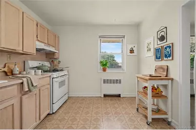 20 Dehaven Drive #2E, Yonkers, NY 10703 - Photo 15