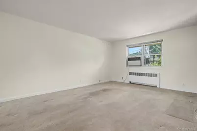 20 Dehaven Drive #2E, Yonkers, NY 10703 - Photo 3