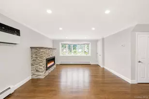 84 Twin Lawns Ave, Hicksville, NY 11801 - Photo 9
