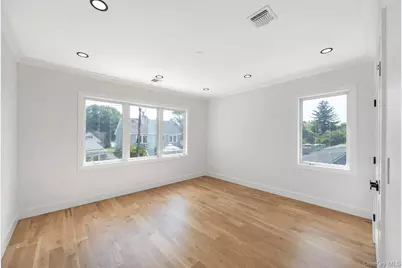 43 W Cabot Lane, Westbury, NY 11590 - Photo 21