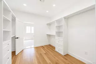 43 W Cabot Ln, Westbury, NY 11590 - Photo 27