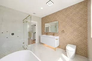 43 W Cabot Ln, Westbury, NY 11590 - Photo 33