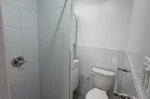 134-05 Dahlia Ave, Flushing, NY 11355 - Photo 9
