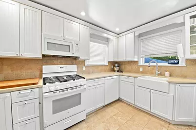 34 Keats Avenue, Hartsdale, NY 10530 - Photo 7