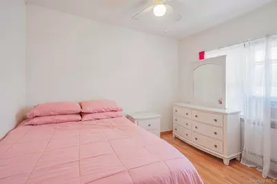 111 Liberty Avenue, Lindenhurst, NY 11757 - Photo 17