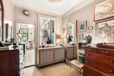 10-47 47th Avenue, Long Island City, NY 11101 - Photo 9
