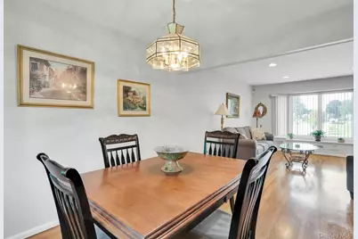 43 Genesee Drive, Commack, NY 11725 - Photo 13