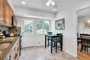 43 Genesee Dr, Commack, NY 11725 - Photo 19