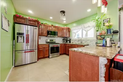 156-03 111th Avenue, Jamaica, NY 11433 - Photo 7