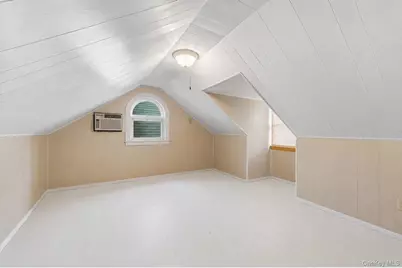 26 Brook Avenue, Hopewell Junction, NY 12533 - Photo 29