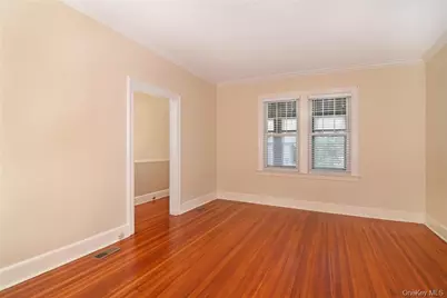 218 Second Avenue #1, Pelham, NY 10803 - Photo 11
