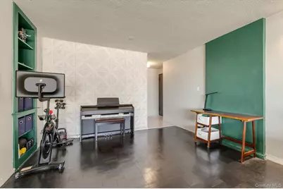125-10 Queens Boulevard #911, Kew Gardens, NY 11415 - Photo 7