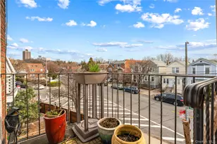 841-20 Austin St, Kew Gardens, NY 11417 - Photo 13