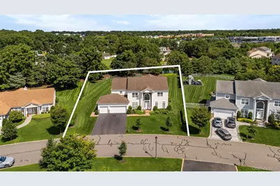 29 Hamlet Woods Drive, Saint James, NY 11780 - Photo 5