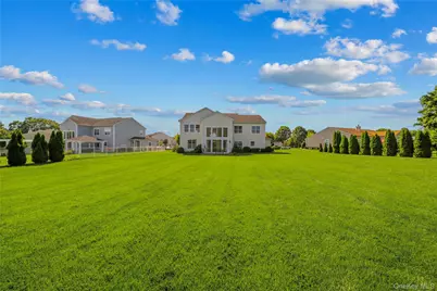 29 Hamlet Woods Drive, Saint James, NY 11780 - Photo 37