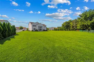 29 Hamlet Woods Dr, Saint James, NY 11780 - Photo 39