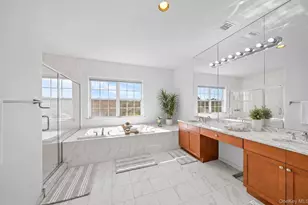 29 Hamlet Woods Dr, Saint James, NY 11780 - Photo 29