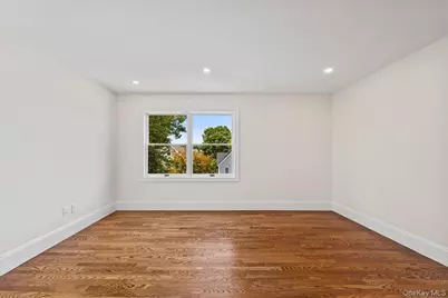 7 Wyanoke Street, White Plains, NY 10606 - Photo 19