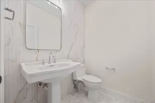 7 Wyanoke St, White Plains, NY 10606 - Photo 17