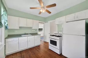41 Roosevelt Ave, Middletown, NY 10940 - Photo 17