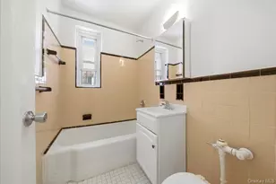 2080 Barnes Ave, Bronx, NY 10462 - Photo 11