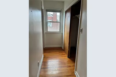 105 Wakefield Avenue #3, Yonkers, NY 10704 - Photo 5