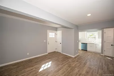 76 Amity Street, Patchogue, NY 11772 - Photo 15