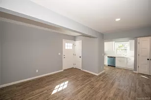 76 Amity St, Patchogue, NY 11772 - Photo 15