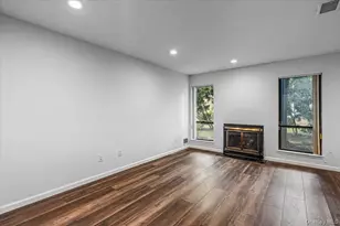 48 Wimbledon Dr, Roslyn, NY 11576 - Photo 5