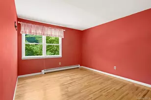 5 Hampton Pl, Katonah, NY 10536 - Photo 11