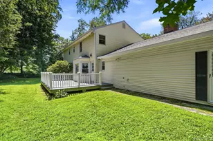 5 Hampton Pl, Katonah, NY 10536 - Photo 17