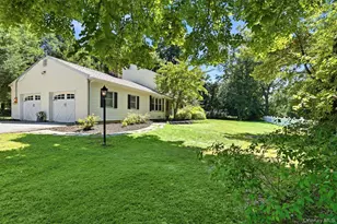 5 Hampton Pl, Katonah, NY 10536 - Photo 15