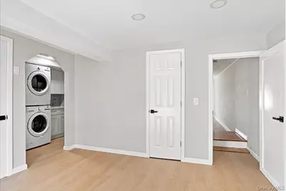 13534 117th Street, Ozone Park, NY 11420 - Photo 5