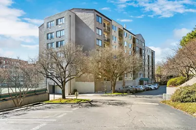 703 Pelham Road #301, New Rochelle, NY 10805 - Photo 11