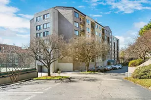 703 Pelham Rd, New Rochelle, NY 10805 - Photo 11