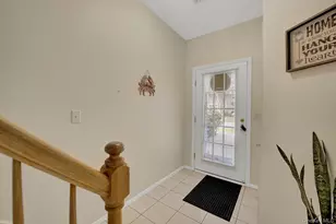 193 Windward Dr, Port Jefferson, NY 11777 - Photo 17