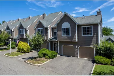 45 Eagle Ridge Way, Nanuet, NY 10954 - Photo 1