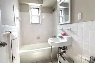 89-00 170th St, Jamaica, NY 11432 - Photo 15