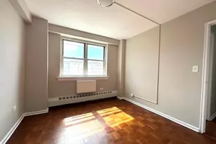 89-00 170th St, Jamaica, NY 11432 - Photo 13