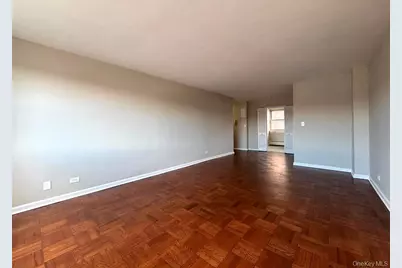 8900 170th Street #7D, Jamaica, NY 11432 - Photo 7