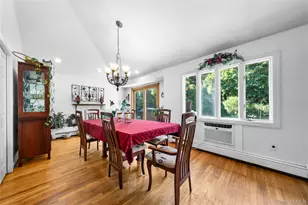 23 Charmian St, Huntington Station, NY 11746 - Photo 5