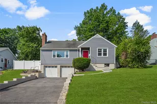 36 Pilgrim Dr, Port Chester, NY 10573 - Photo 33