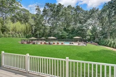 4 Jason Court, Dix Hills, NY 11746 - Photo 23