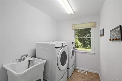 141 Fire Lane, Wading River, NY 11792 - Photo 19