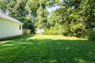 141 Fire Ln, Wading River, NY 11792 - Photo 37
